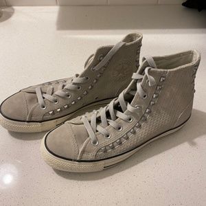 Womens converse size 8 off white suede with studs